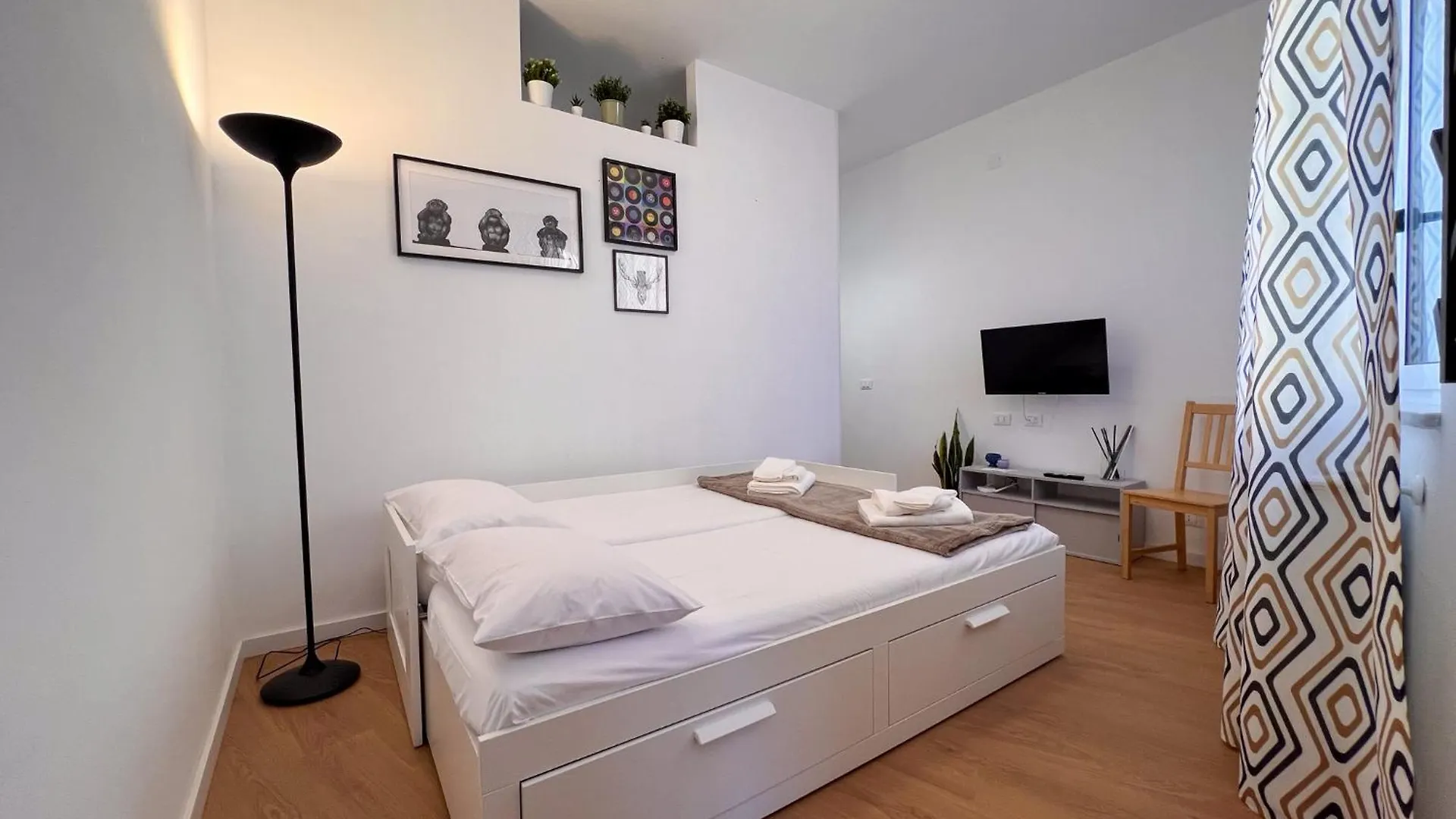 Il Cortile Apartment Caccamo Italy