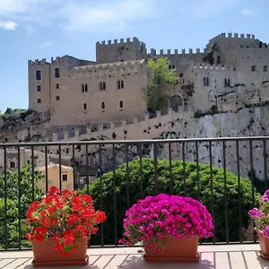 In Centro Storico Caccamo